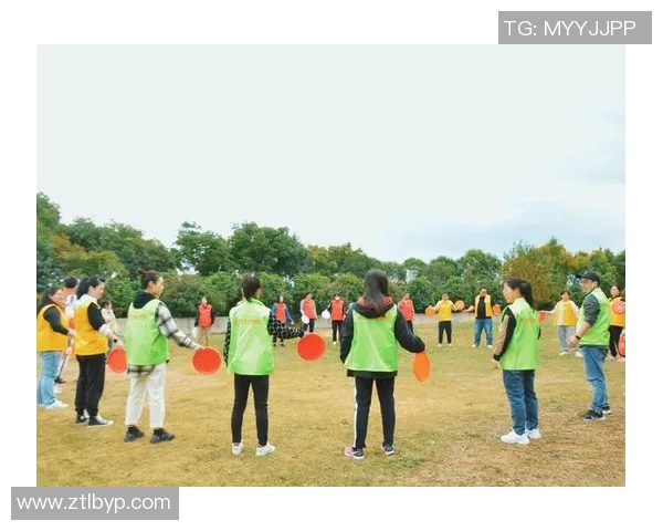 飞盘运动的魅力南京飞盘队技术解析与训练心得分享